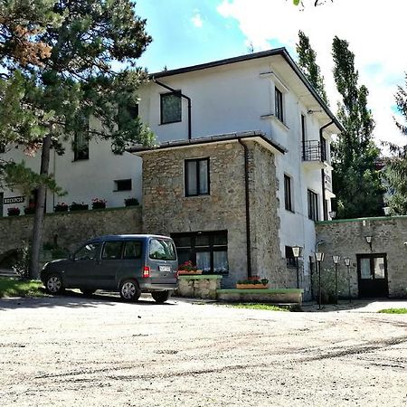 Fuezi Panzio Bed & Breakfast Шопрон Екстериор снимка