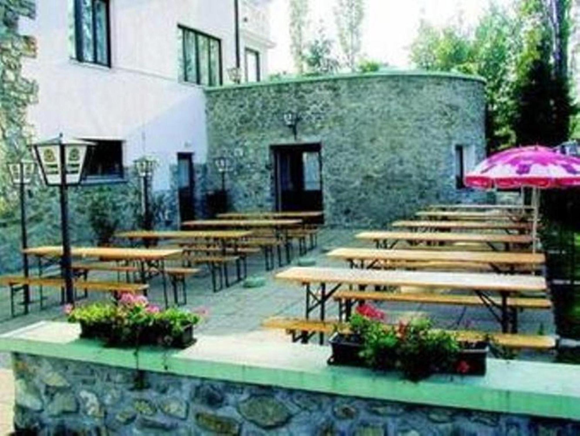 Fuezi Panzio Bed & Breakfast Шопрон Екстериор снимка